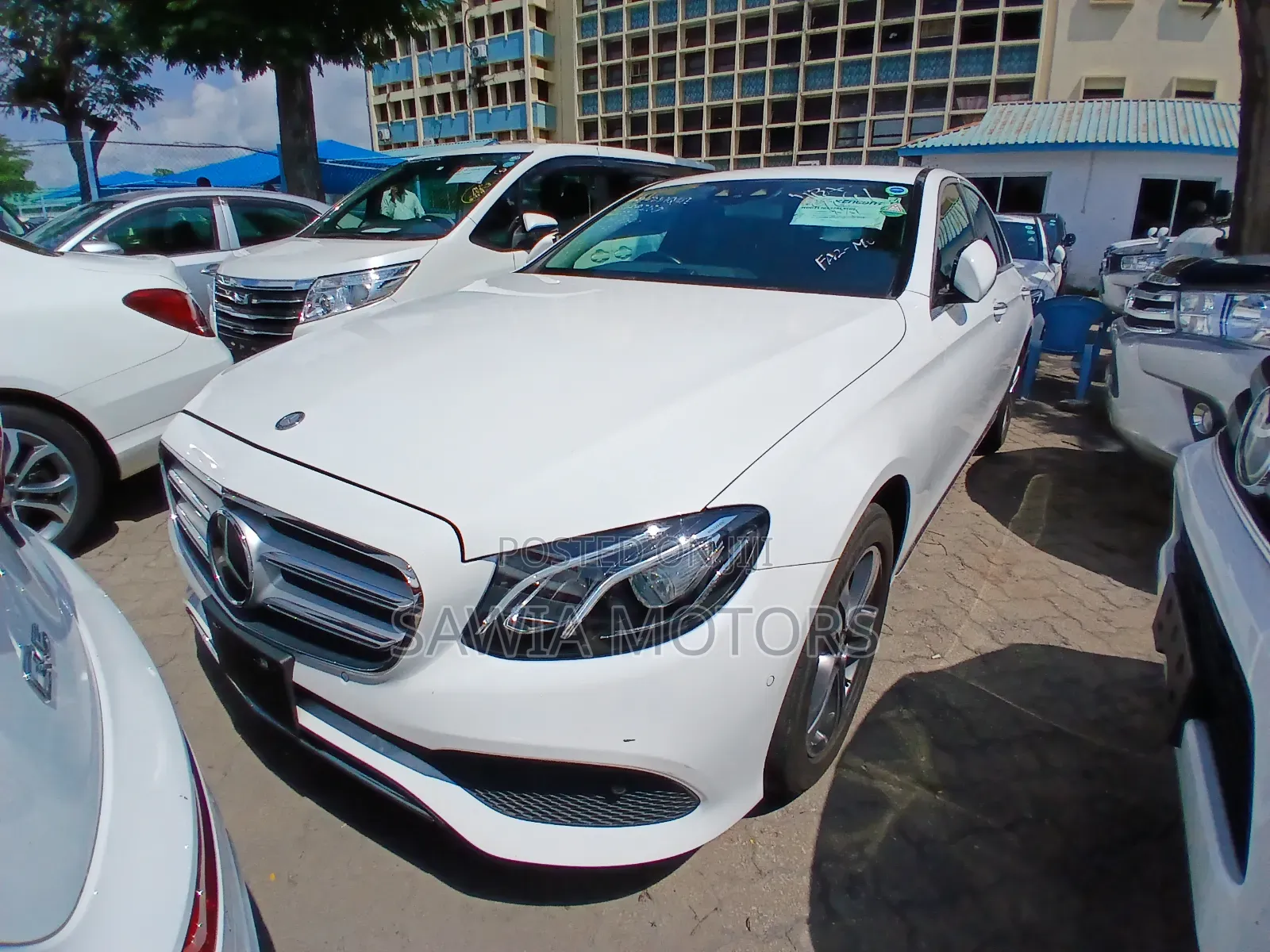 Mercedes-Benz C200 2020 White