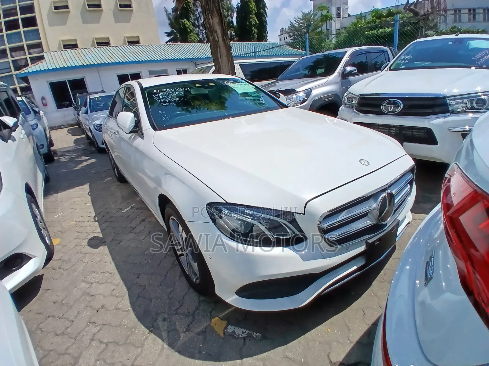 Mercedes-Benz C200 2020 White