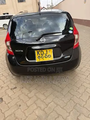 Nissan Note 2015 Black
