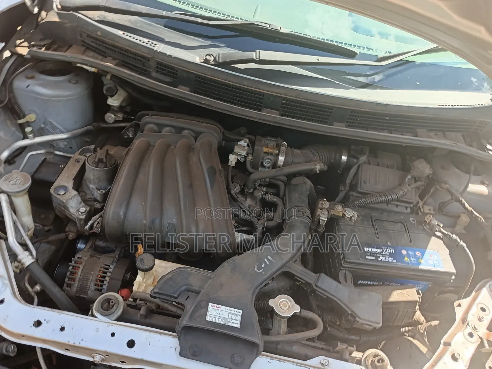 Nissan Advan 2010 Gray