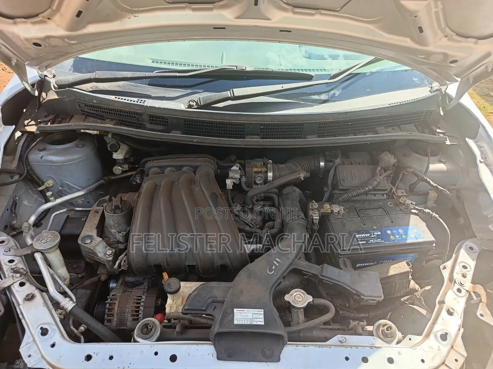 Nissan Advan 2010 Gray
