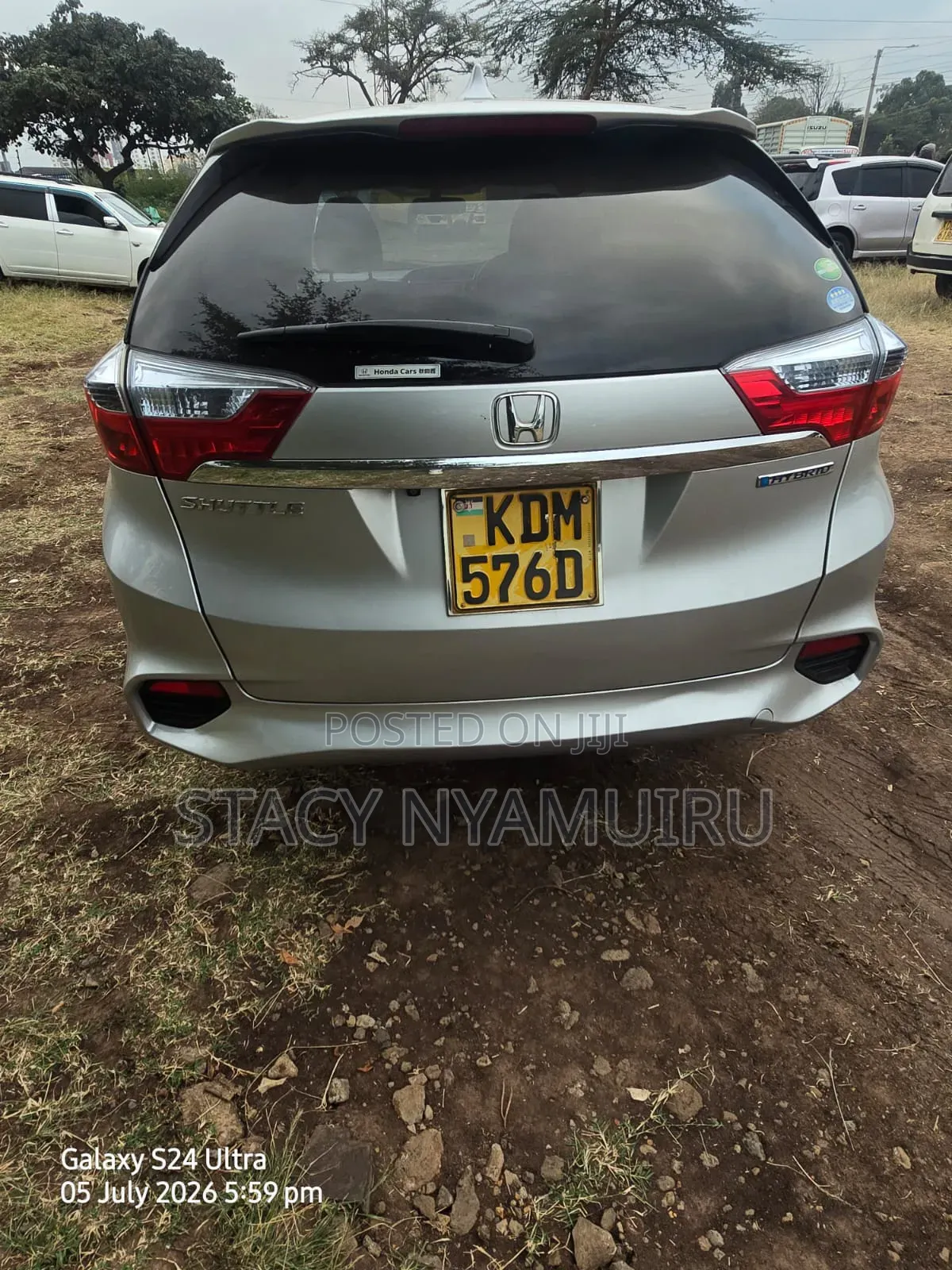 Honda Shuttle 2015 Silver