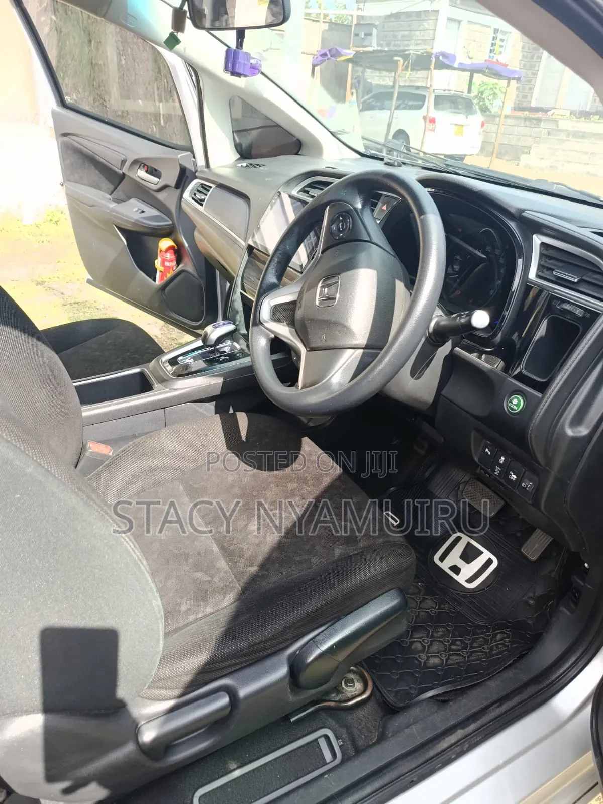 Honda Shuttle 2015 Silver