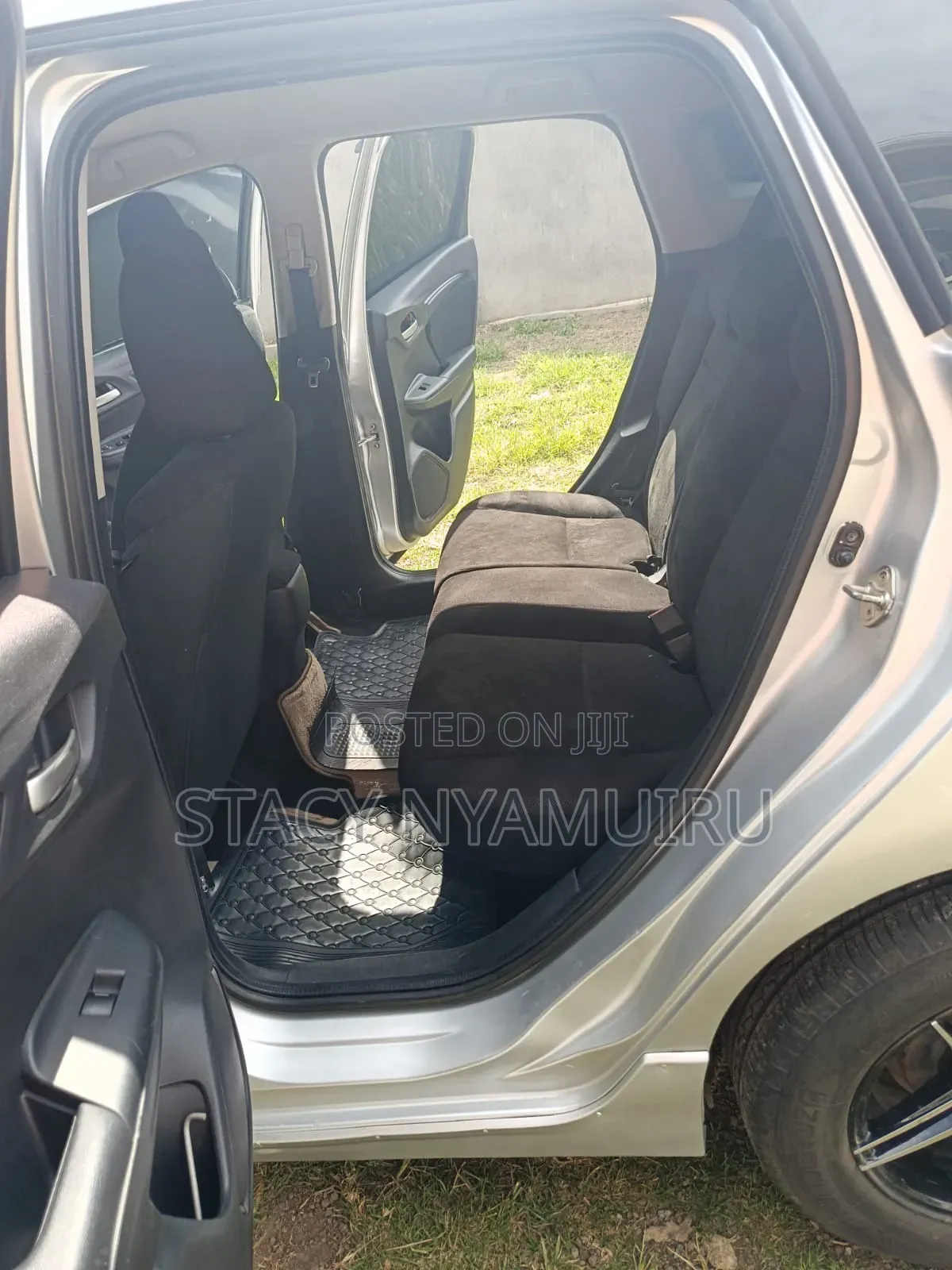 Honda Shuttle 2015 Silver