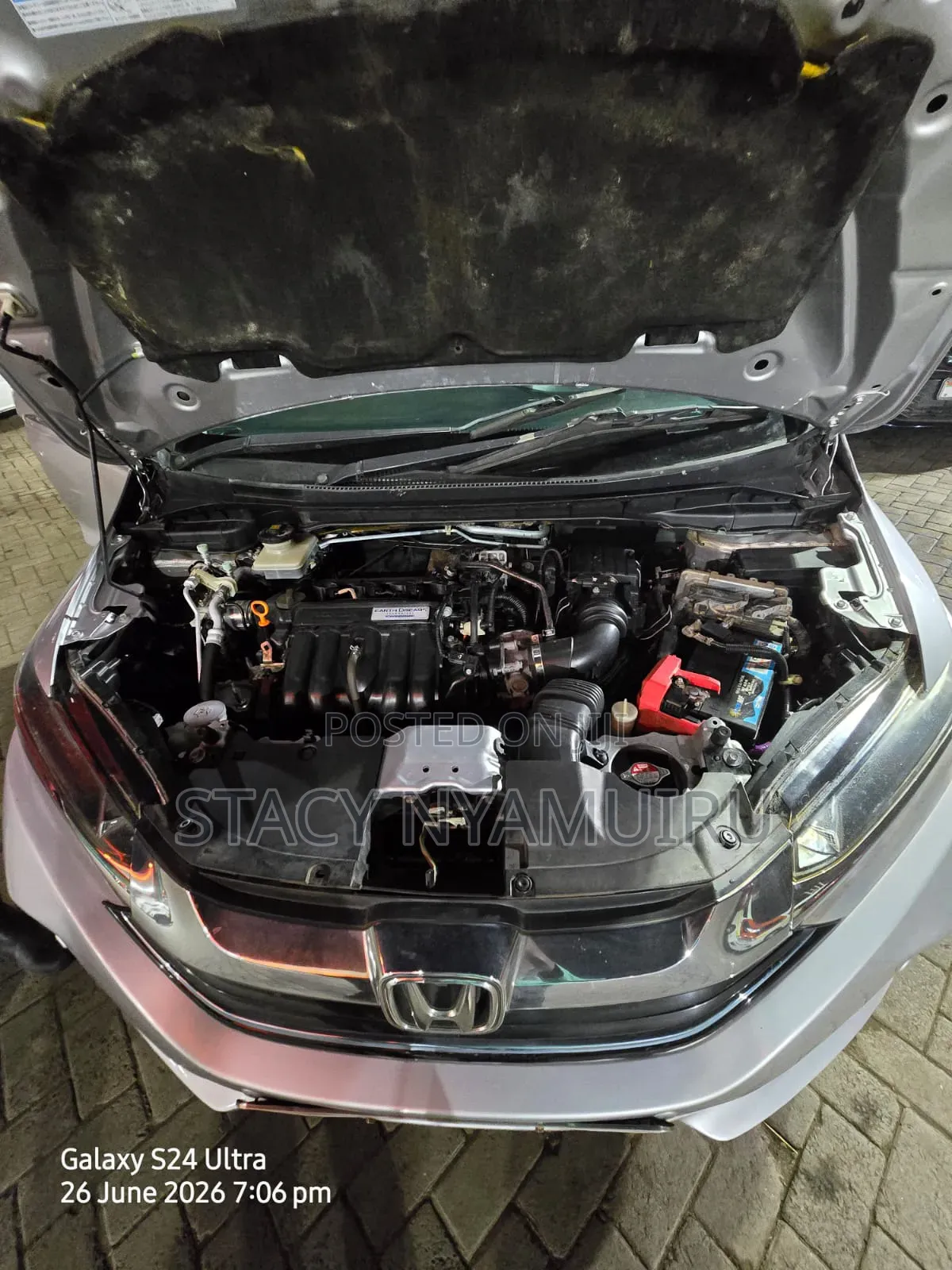 Honda Shuttle 2015 Silver