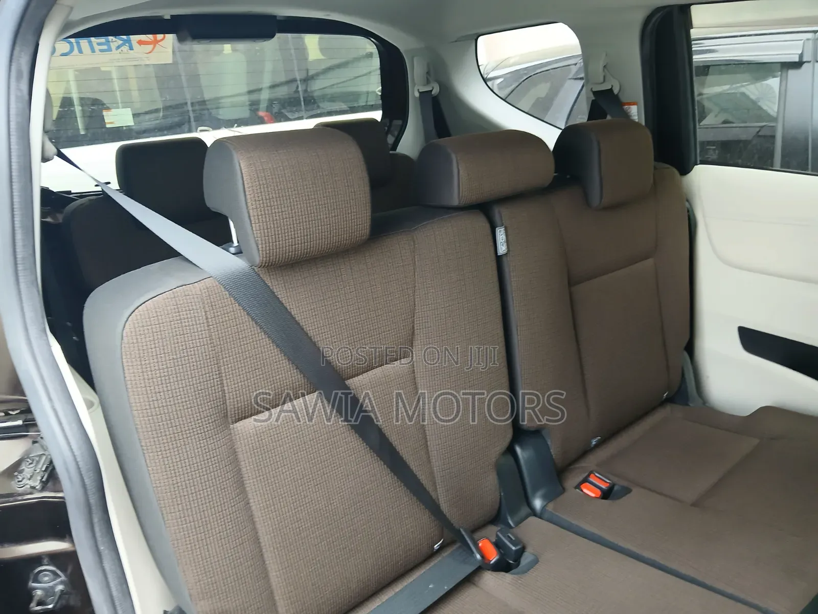 Toyota Sienta 1.5 FWD (6-seater) 2019 Brown