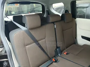 Toyota Sienta 1.5 FWD (6-seater) 2019 Brown