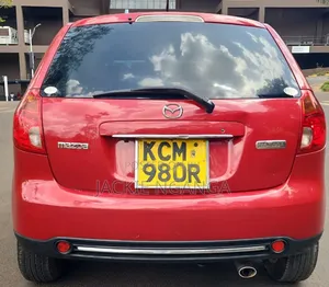 Mazda Verisa 2010 Red
