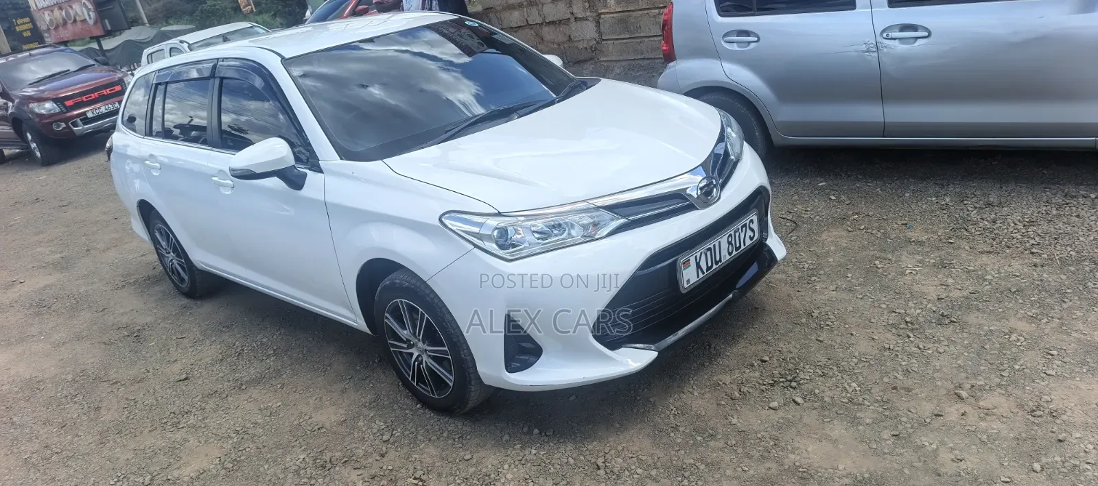 Toyota Corolla Fielder 2019 White