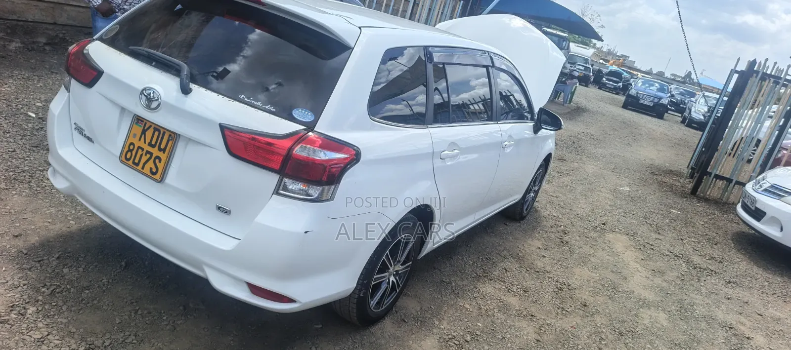 Toyota Corolla Fielder 2019 White