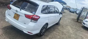 Toyota Corolla Fielder 2019 White
