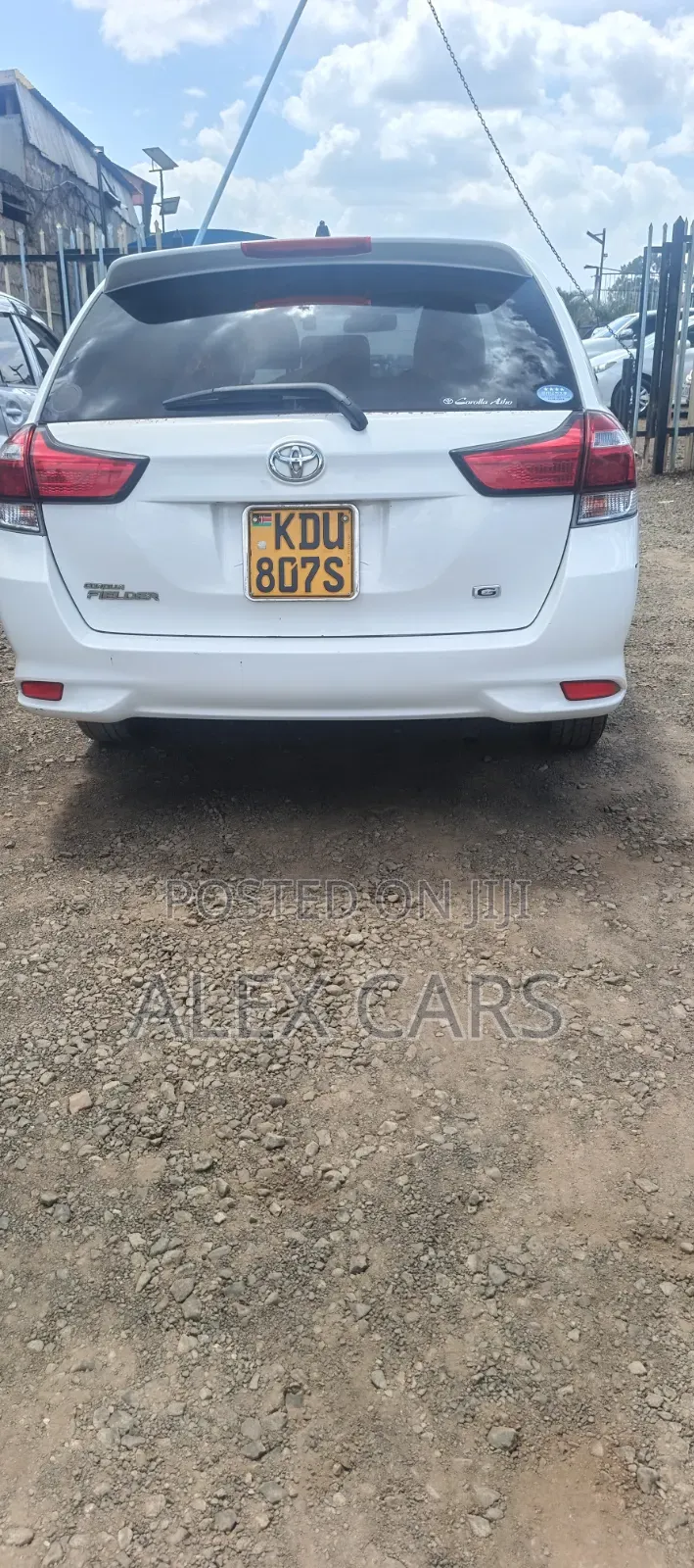 Toyota Corolla Fielder 2019 White