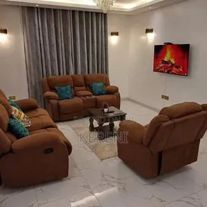 Furnished 4bdrm Apartment in Clock Tower, Parklands/Highridge for sale