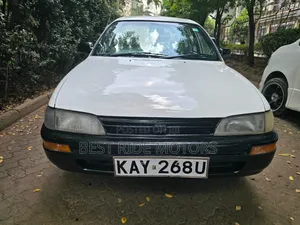 Toyota Corolla Hatchback 1999 White
