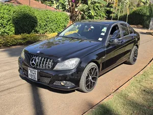 Mercedes-Benz C200 2011 Burgundy