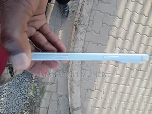 New Mobile Phone 64 GB White