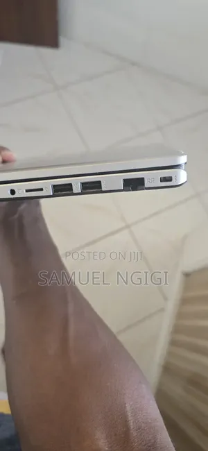 Laptop MSI MSI Sword 15 16GB Intel Core i5 SSD 512GB