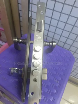 Premier Fealty Dotted Metallic Door Lock