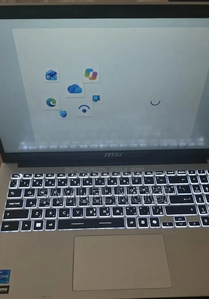 Laptop MSI MSI Sword 15 16GB Intel Core i5 SSD 512GB