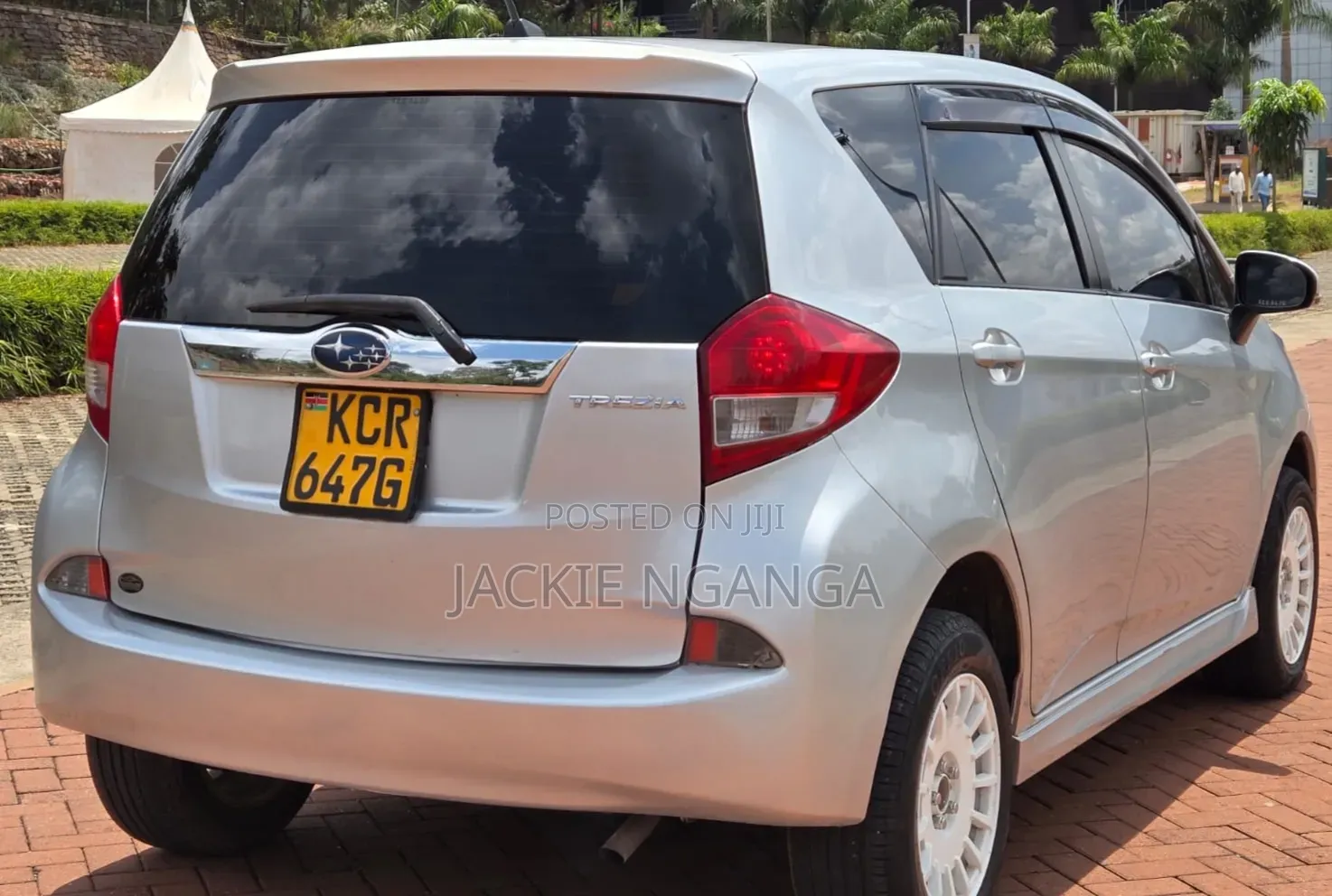 Subaru Trezia 2011 Silver