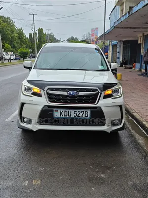 Subaru Forester 2018 Off white