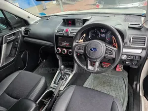 Subaru Forester 2018 Off white