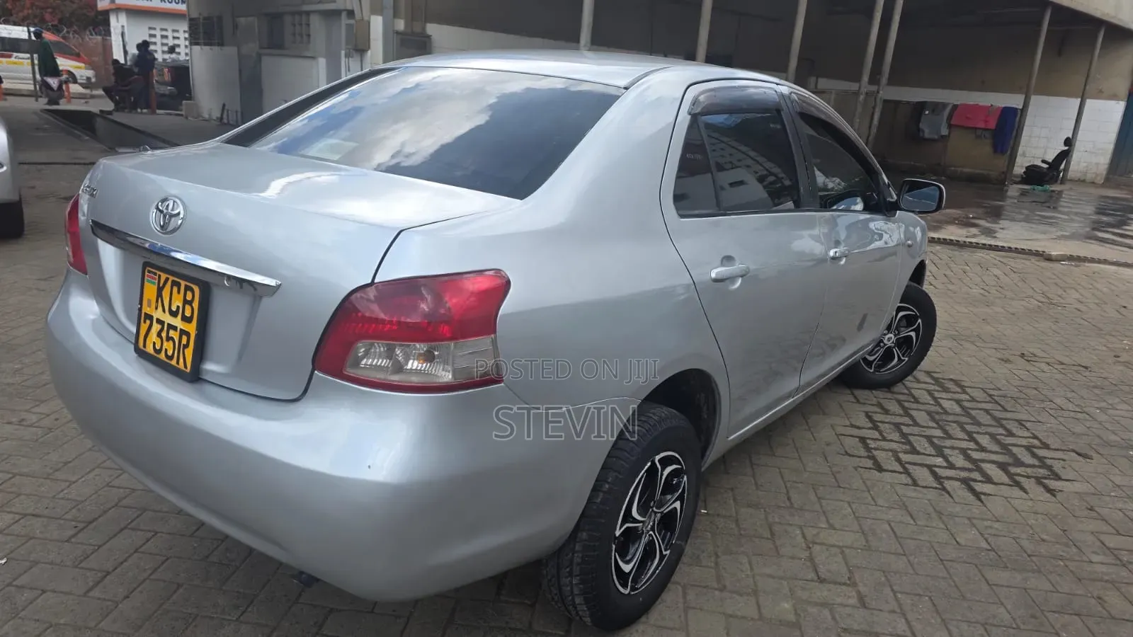Toyota Belta 2008 Silver
