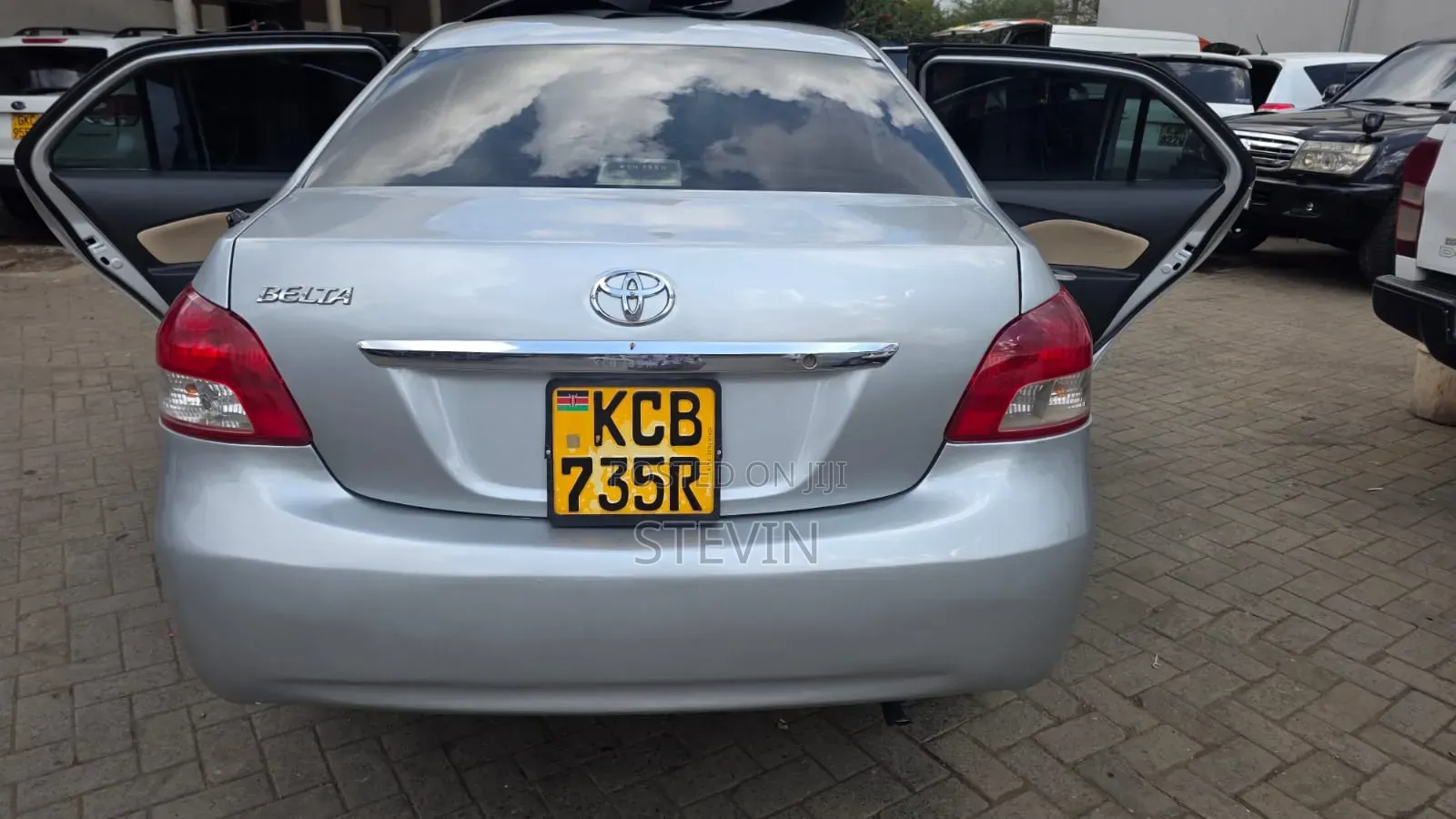 Toyota Belta 2008 Silver