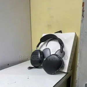 Bluetooth Headphones – Wireless, Comfortable P9 Over-Ear, SD Card