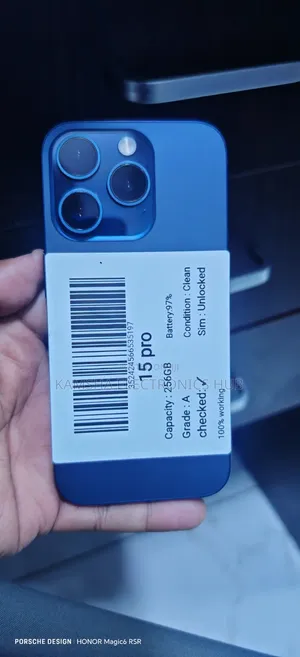 Apple iPhone 15 Pro 256 GB Blue