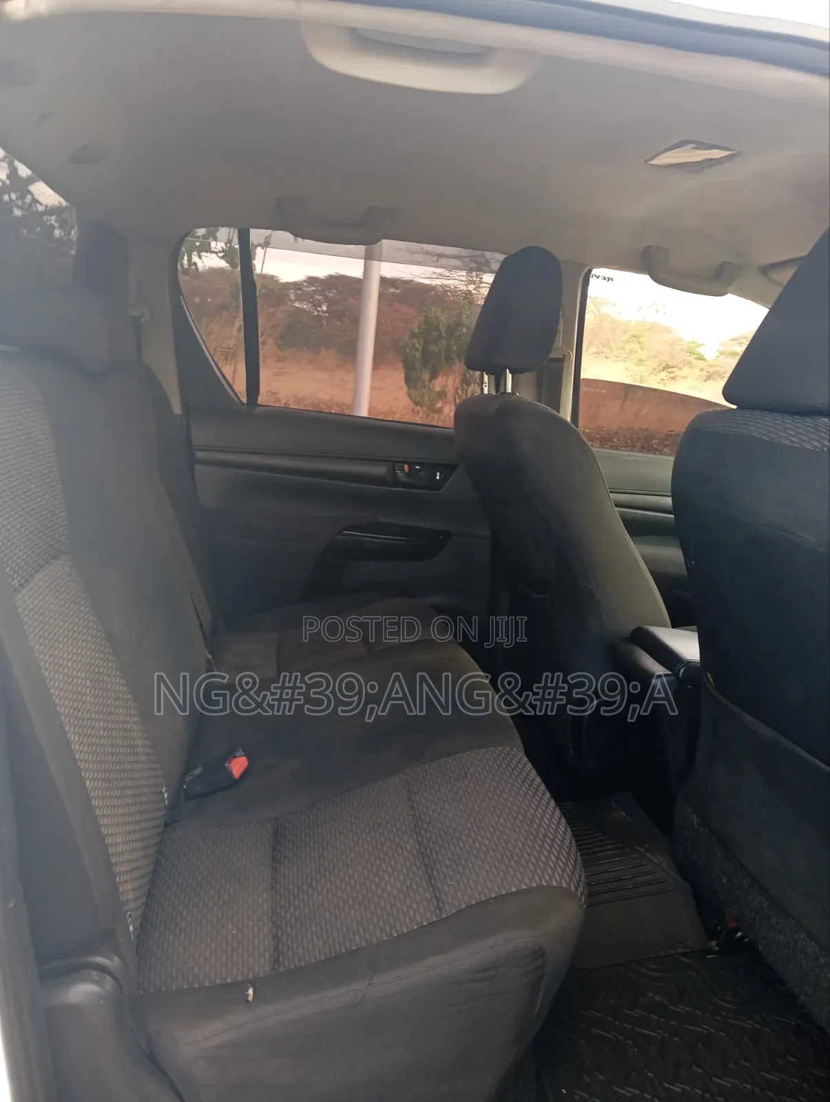 Toyota Hilux 2019 White