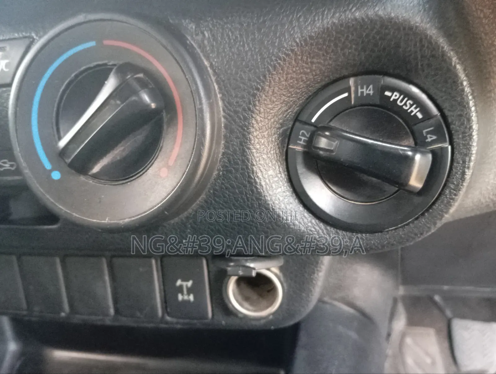 Toyota Hilux 2019 White
