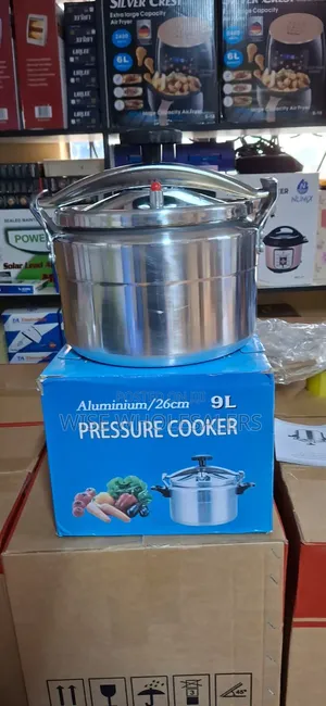 Aluminium 9-Litre Manual Pressure Cooker