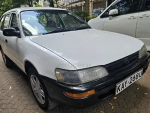 Toyota Corolla 1997 White