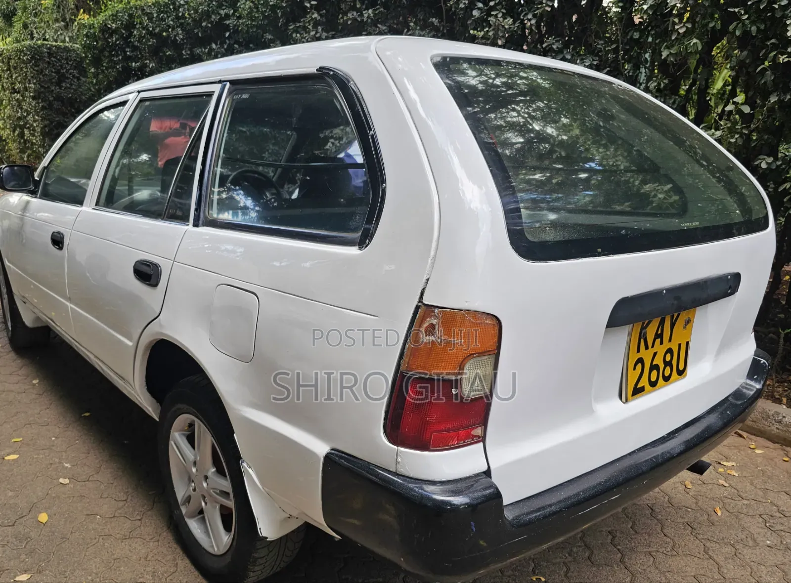 Toyota Corolla 1997 White