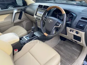 Toyota Land Cruiser Prado 2019 Black