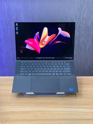 Laptop Dell Precision 5570 16GB Intel Core i7 SSD 512GB