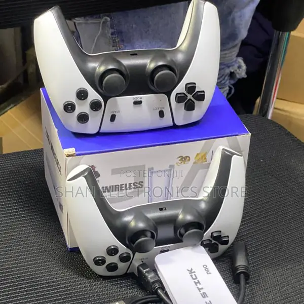 Wireless HDMI Game Console With Retro Games and 64GB Storage