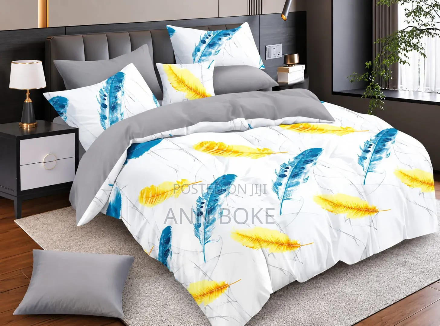 Duvetcover, One Bedsheet and Four Pillowcases Size 6*7