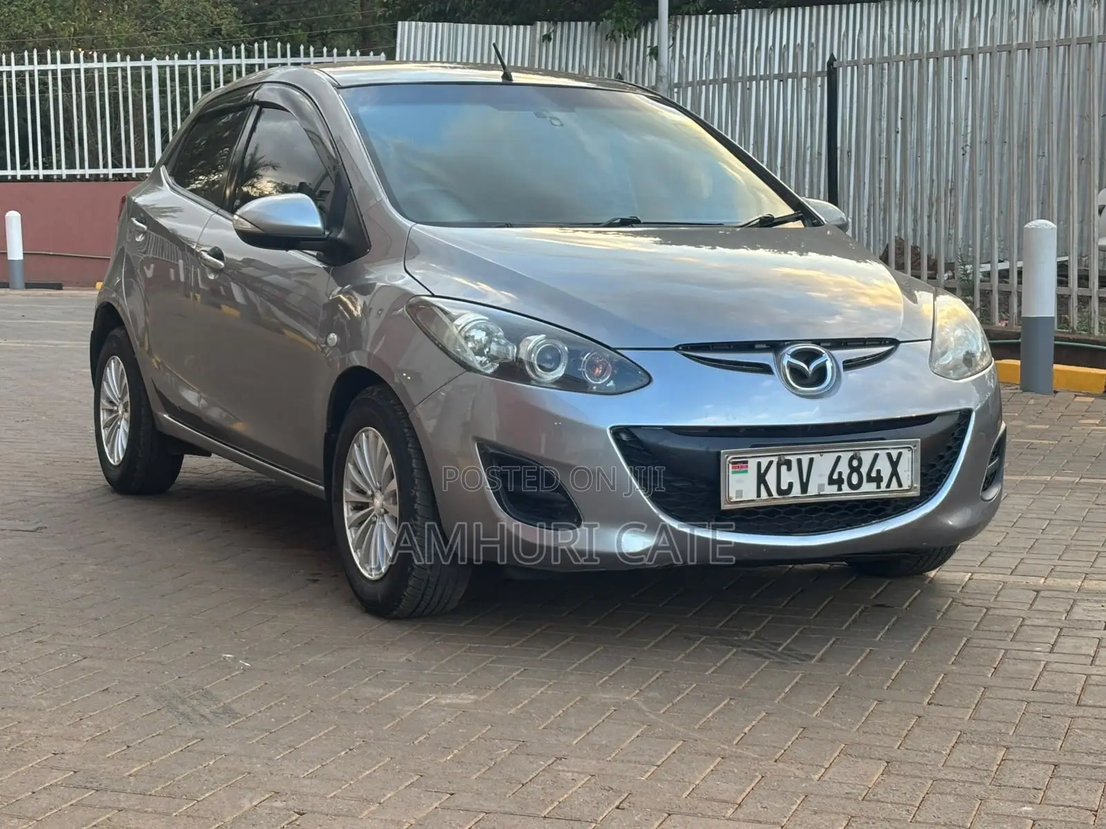 Mazda Demio 2013 Silver