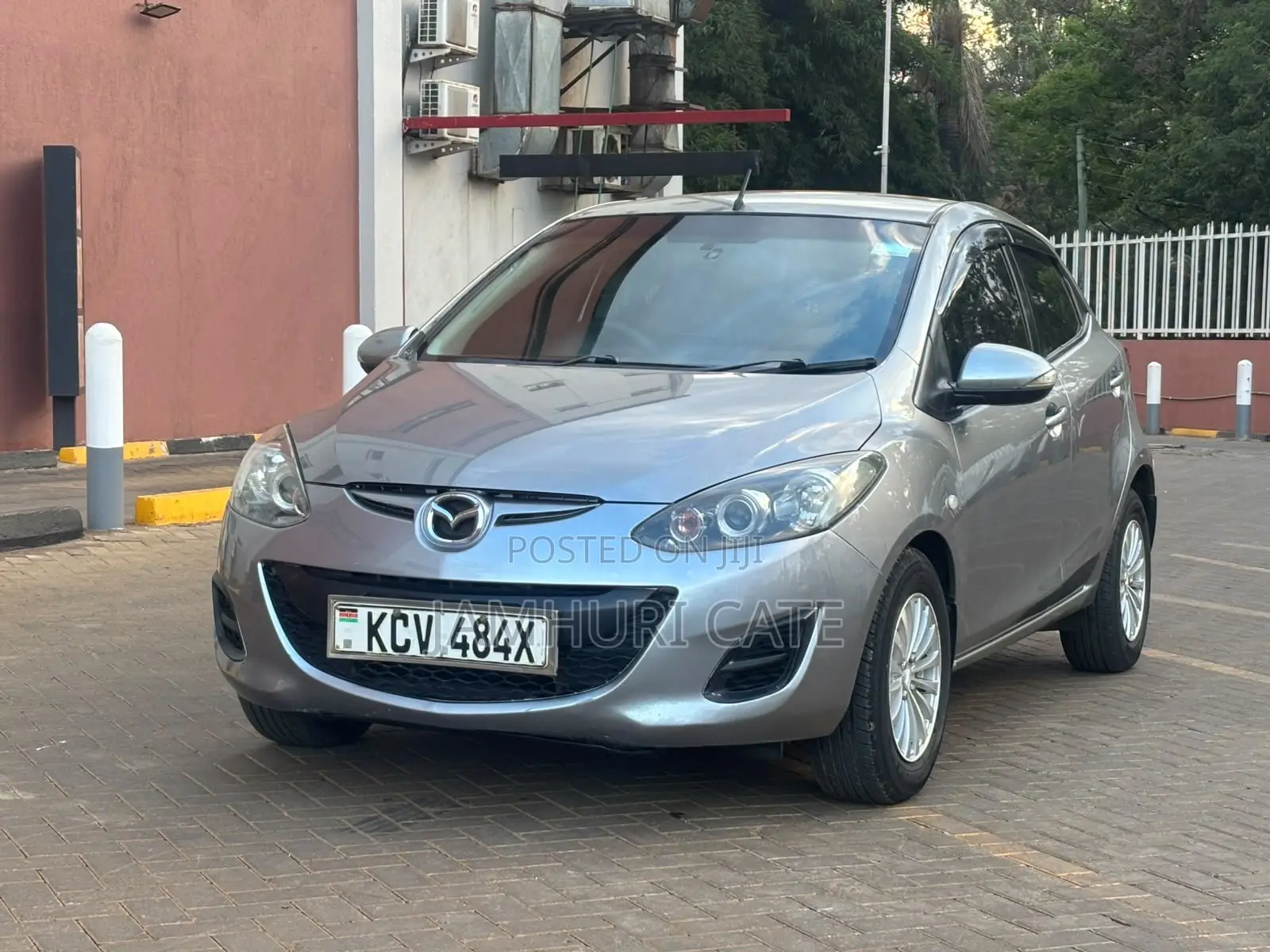 Mazda Demio 2013 Silver