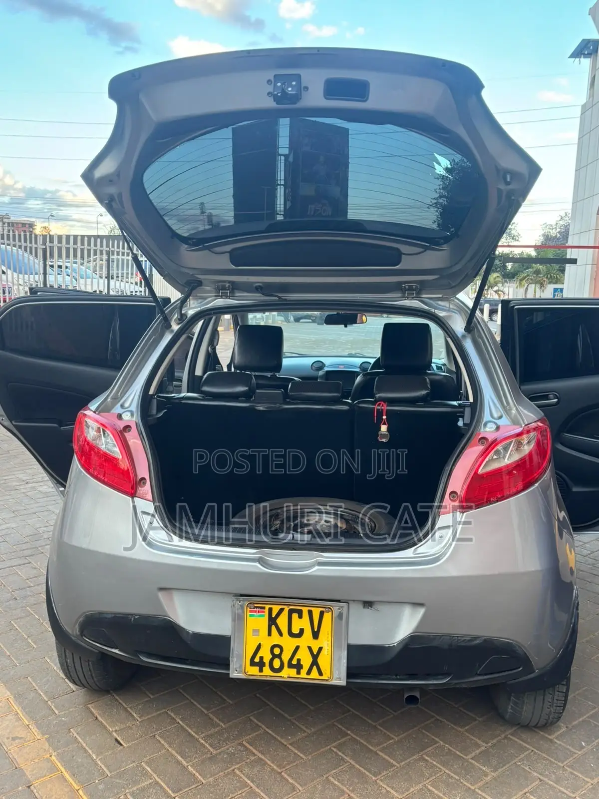 Mazda Demio 2013 Silver