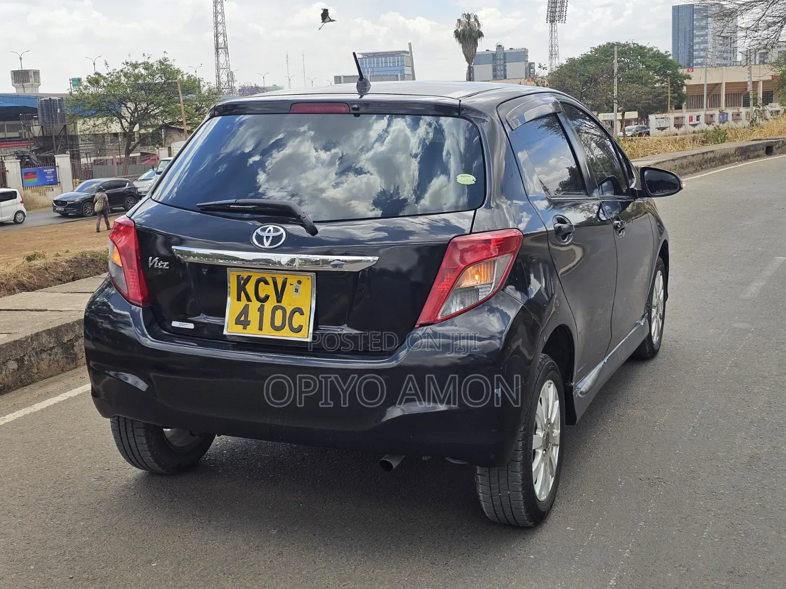 Toyota Vitz 2012 Black