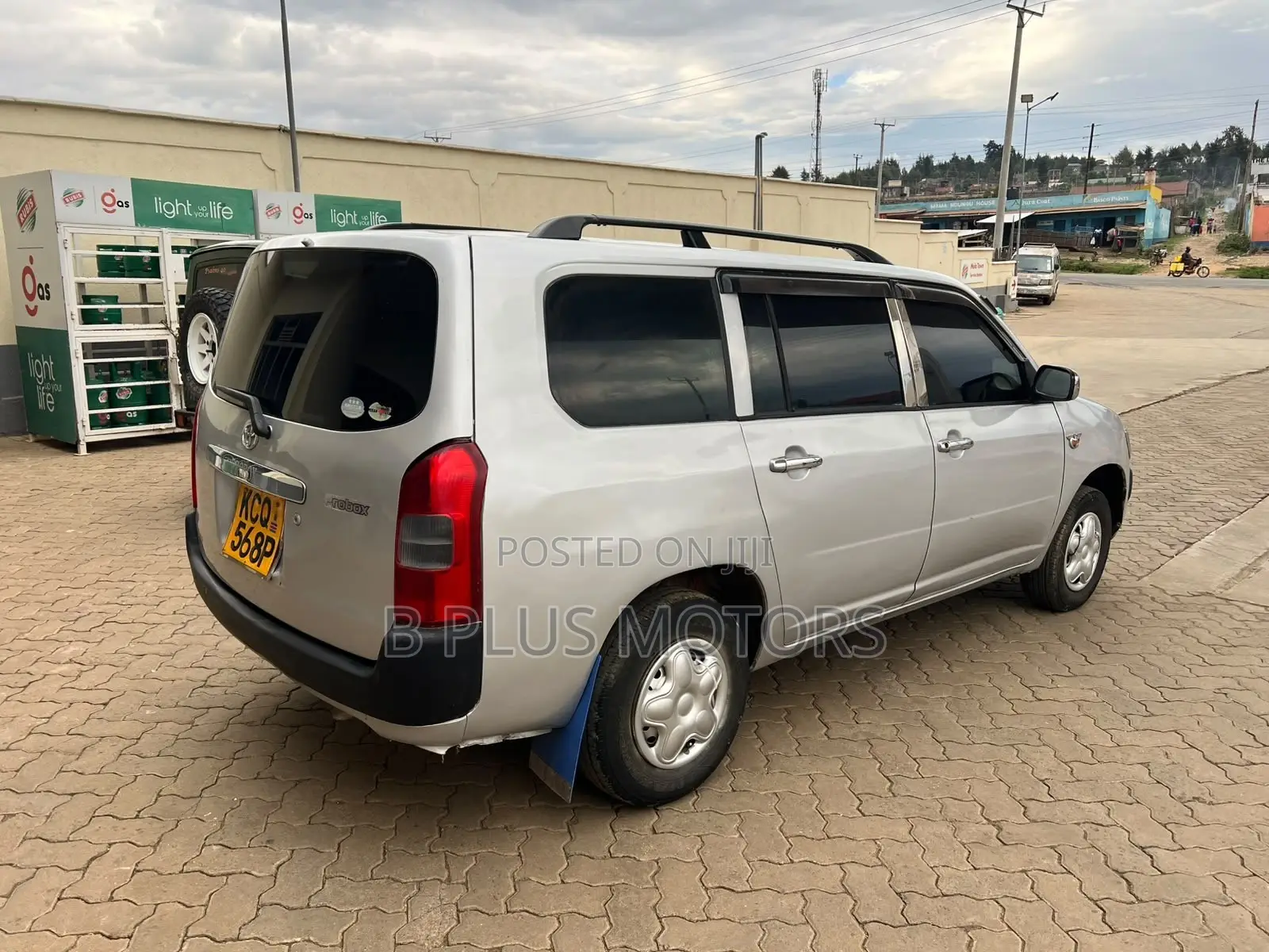Toyota Probox 2010 Silver
