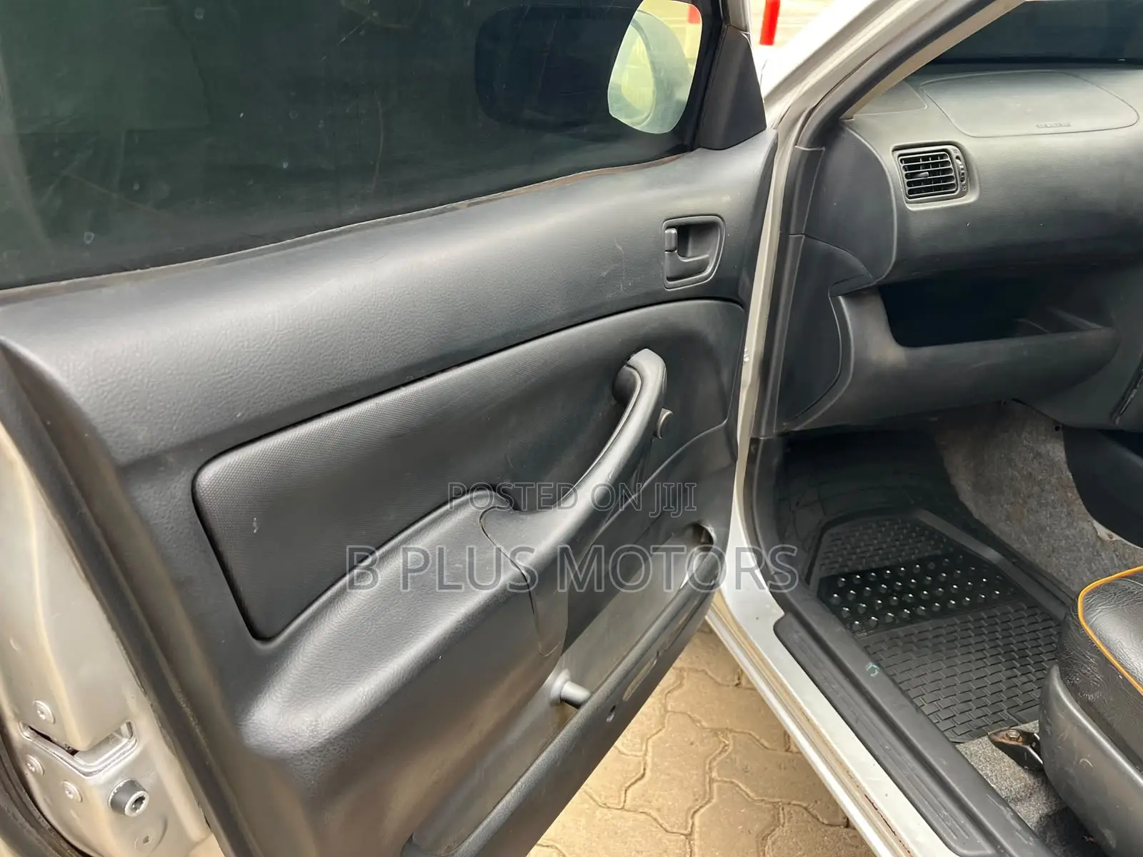 Toyota Probox 2010 Silver