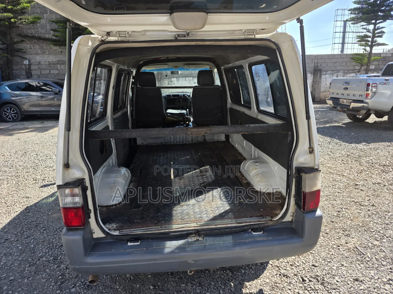 Mazda Bongo 2014 White