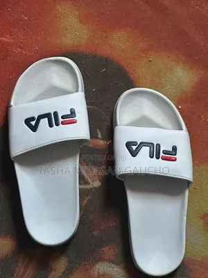 Fila Slides