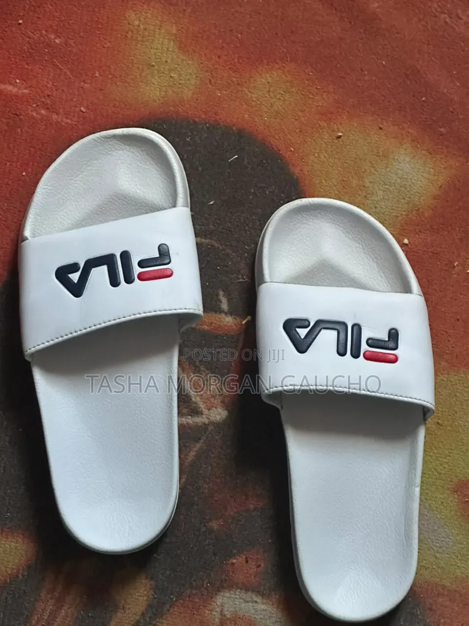 Fila Slides