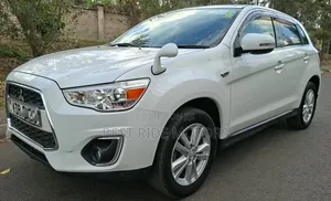 Mitsubishi RVR 2013 White