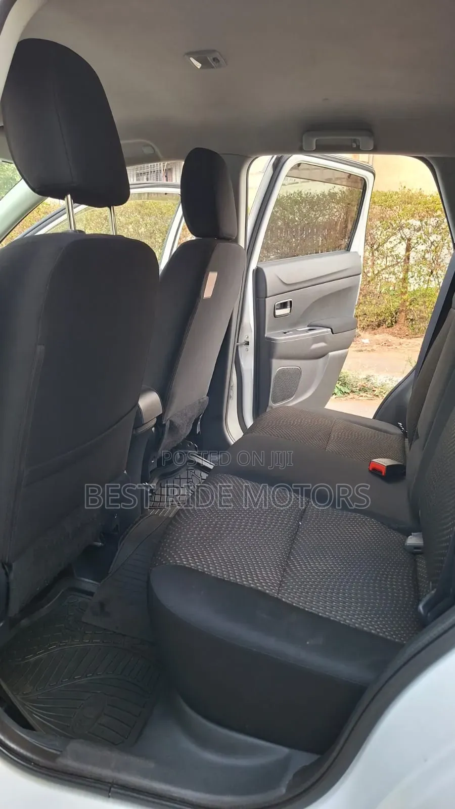 Mitsubishi RVR 2013 White